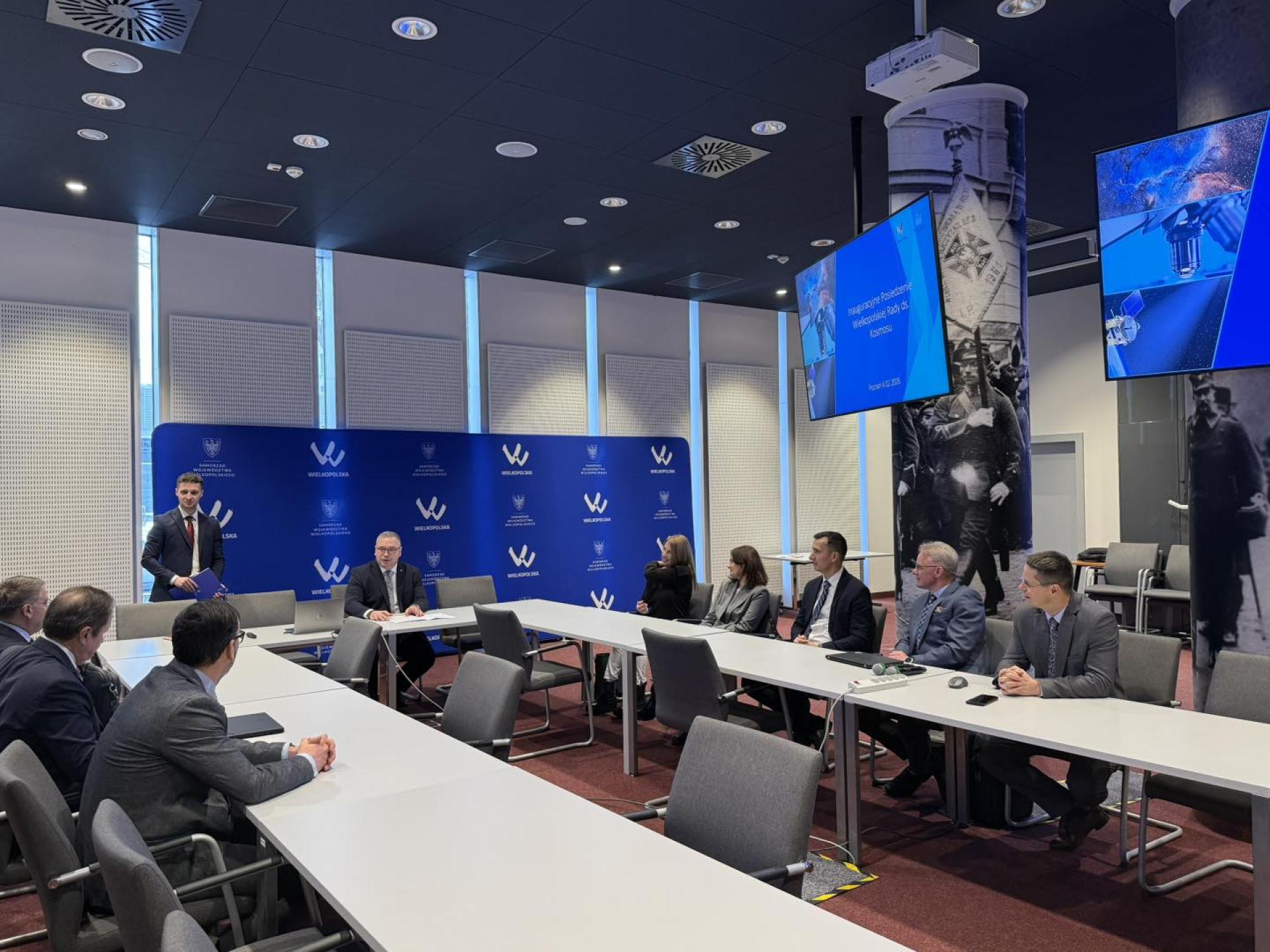 Ilustracja do artykułu: Inauguracyjne posiedzenie Wielkopolskiej Rady ds. Kosmosu